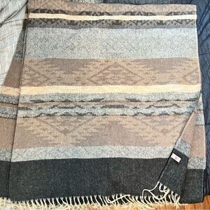 Elegant Gray and Tan Women's Cape